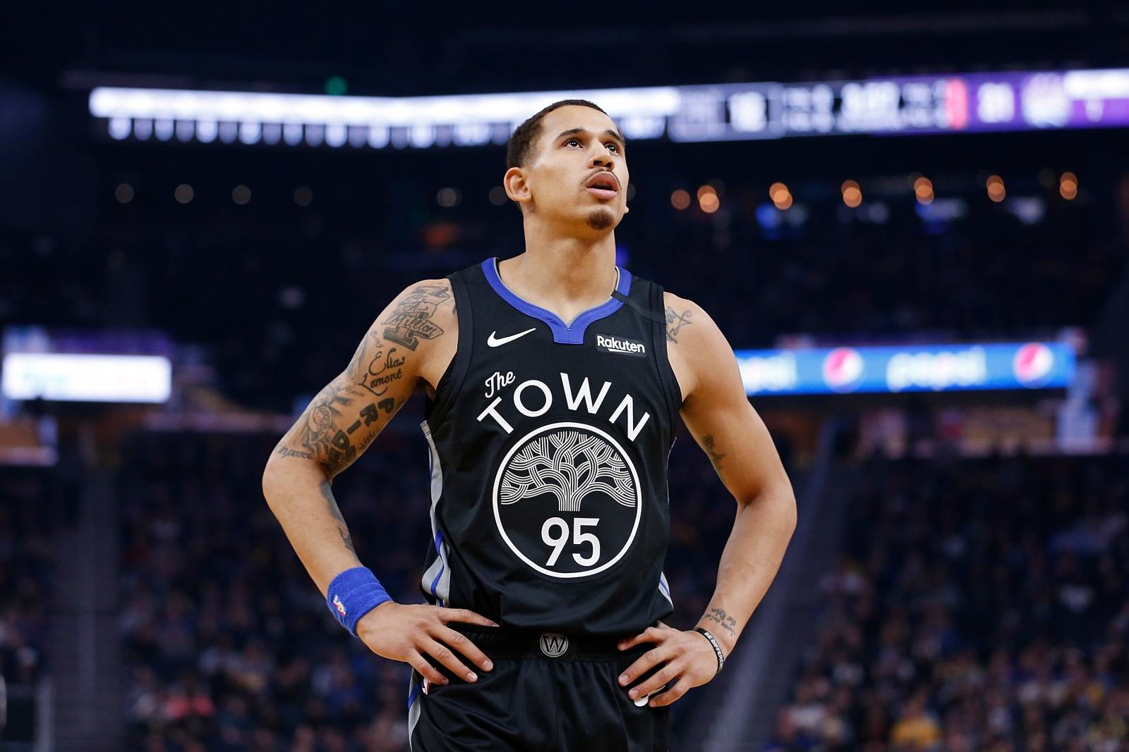 肋部联动 肋部联动